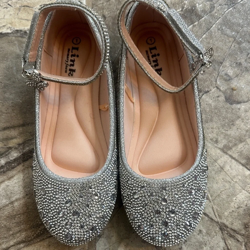 Link Sparkling Silver Dress Shoes for Kids